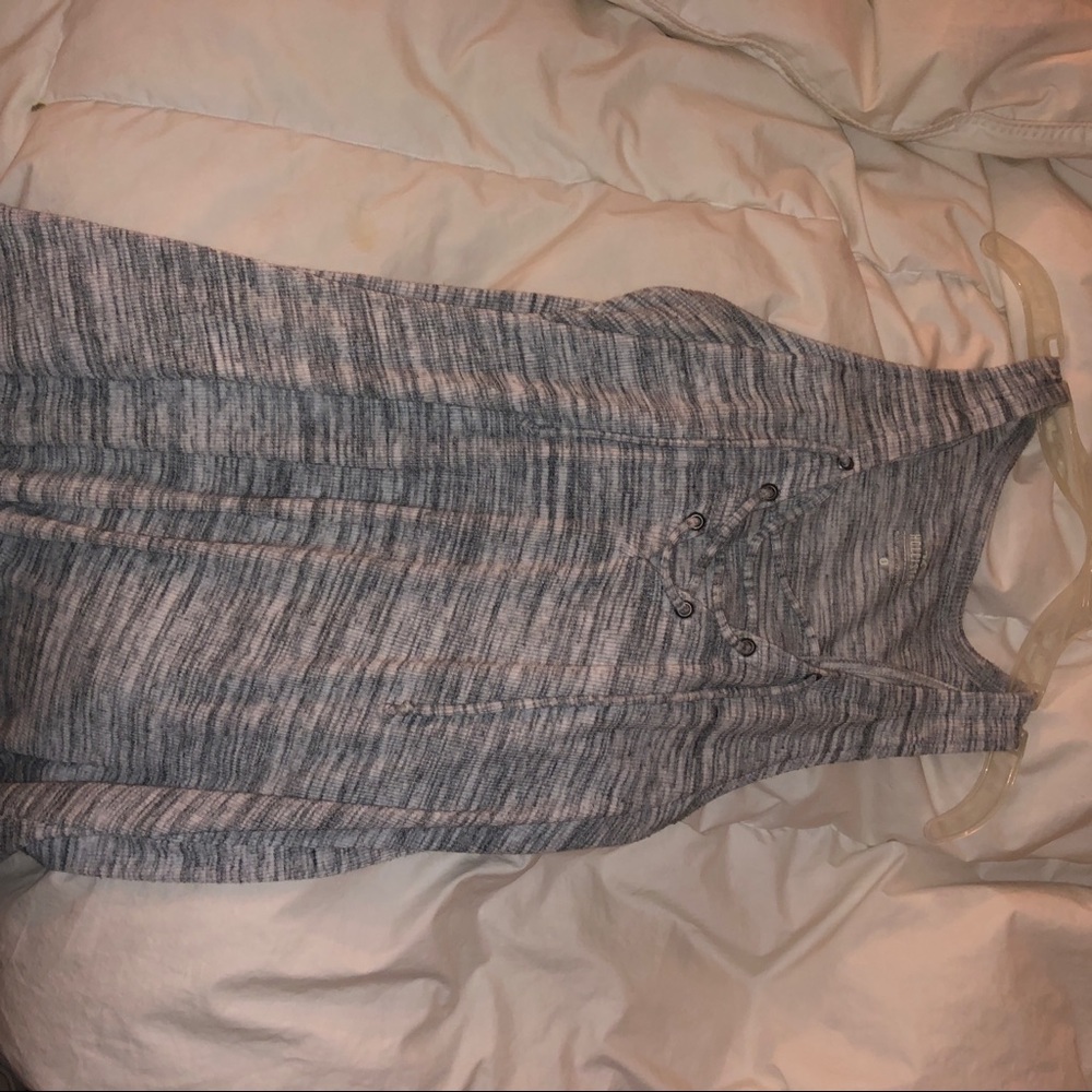 hollister grey tank top